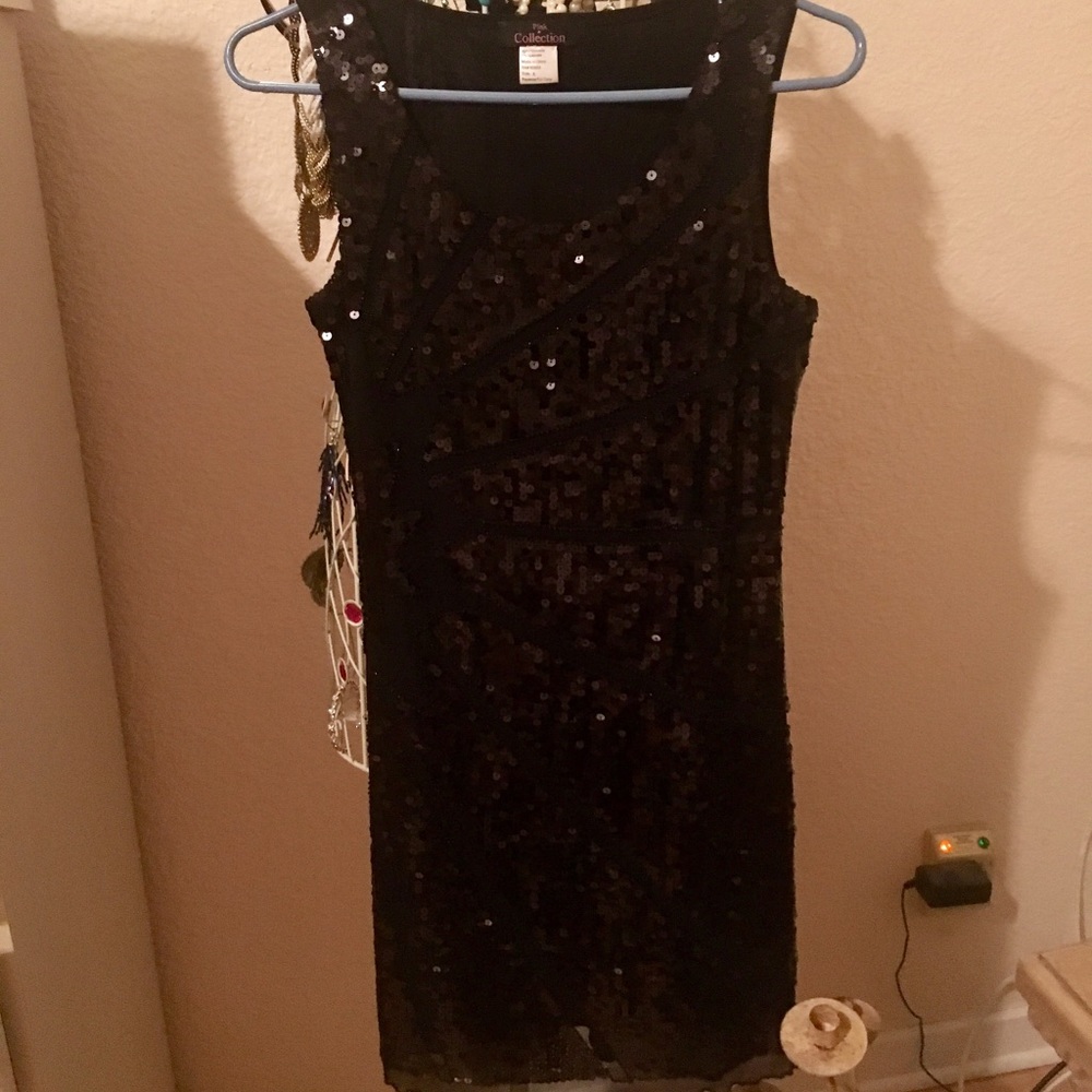 Perfect Black Sequin Party Dress!